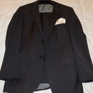Wilkie Rodriguez Charcoal Suit, Jacket SZ 40, Pants 34